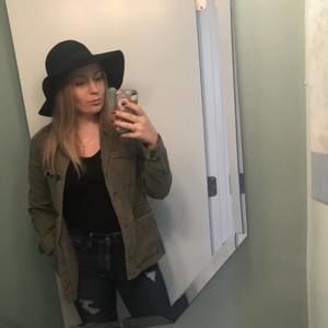 Meet your Posher, Shauna